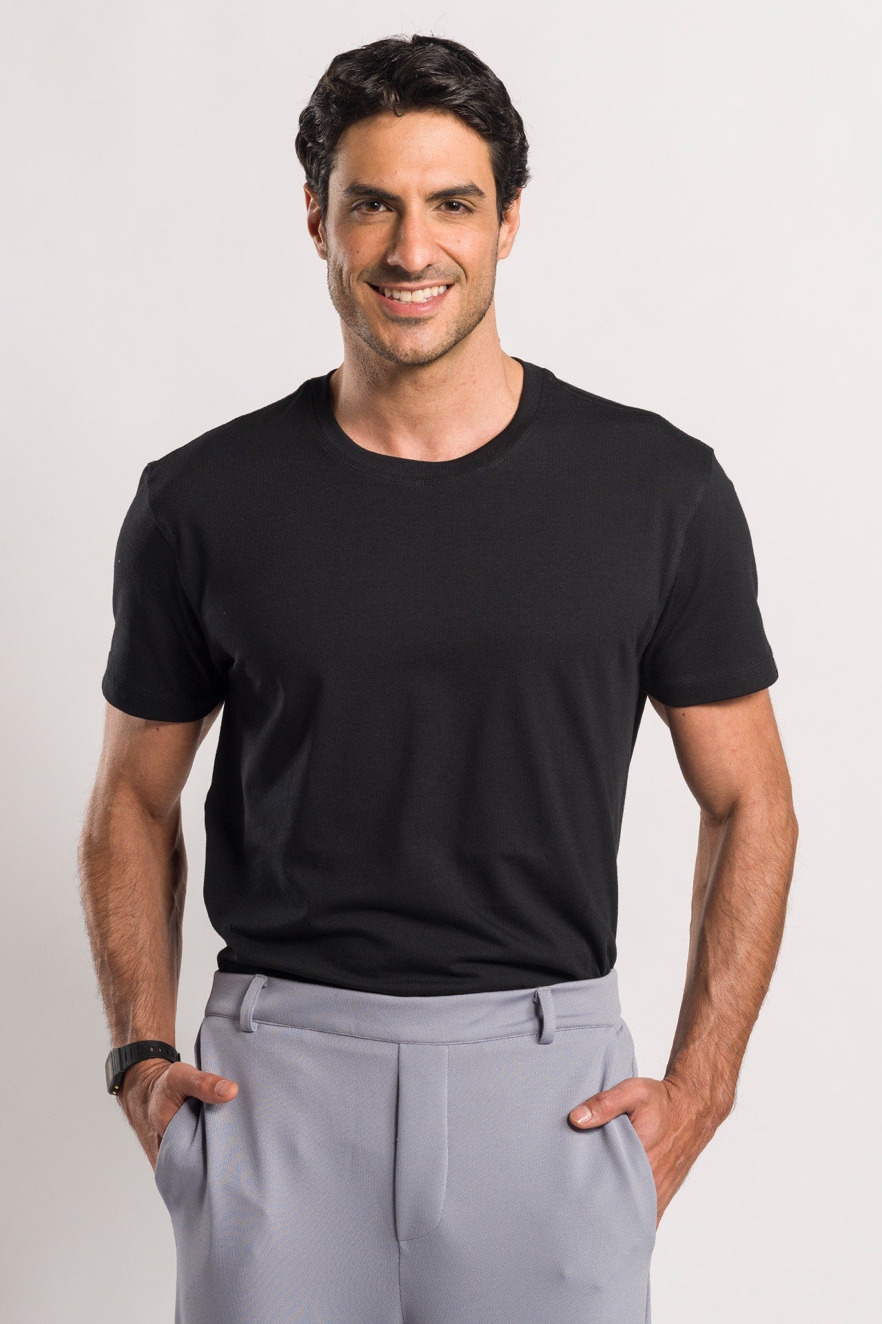 Camiseta Masculina Classic - Preta