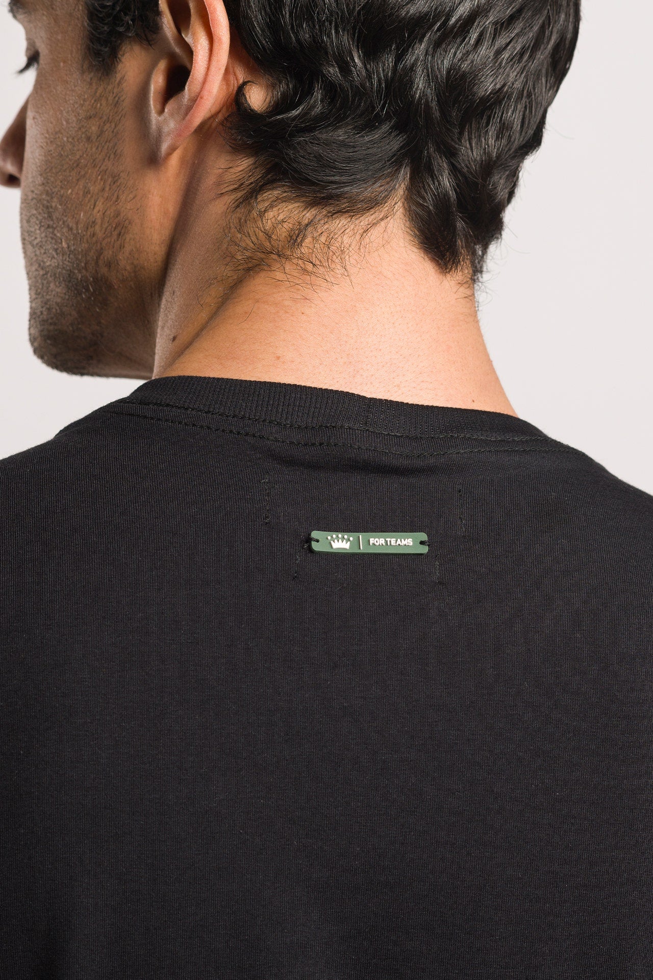 Camiseta Masculina Classic - Preta