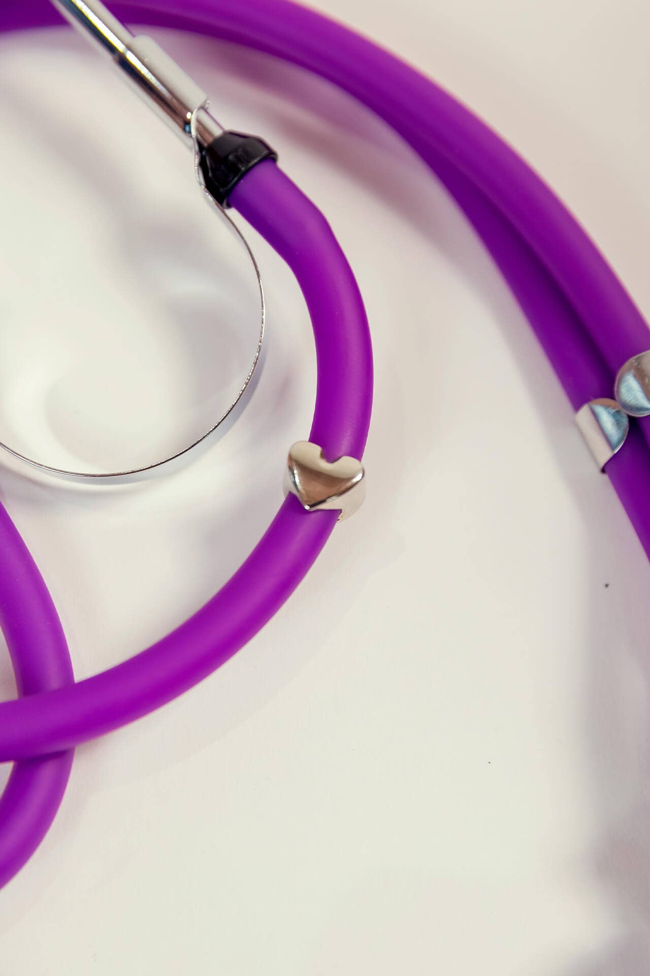 Charm Para Estetoscópio Heart - Prata