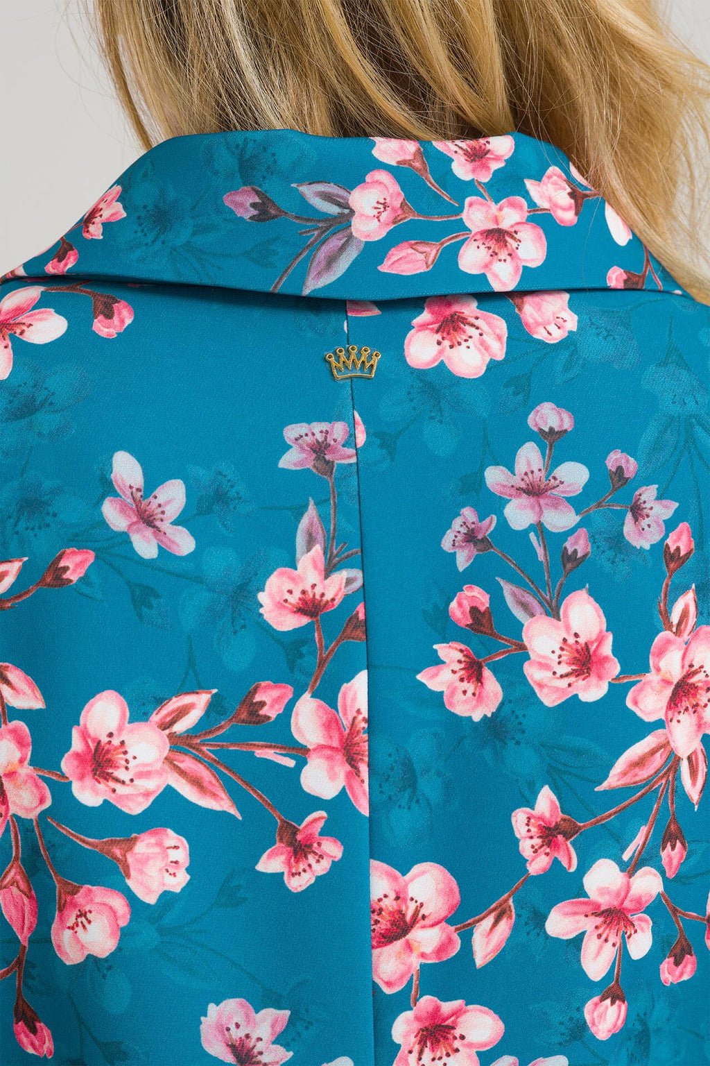 Jaleco Feminino Flower by PatBO - Azul