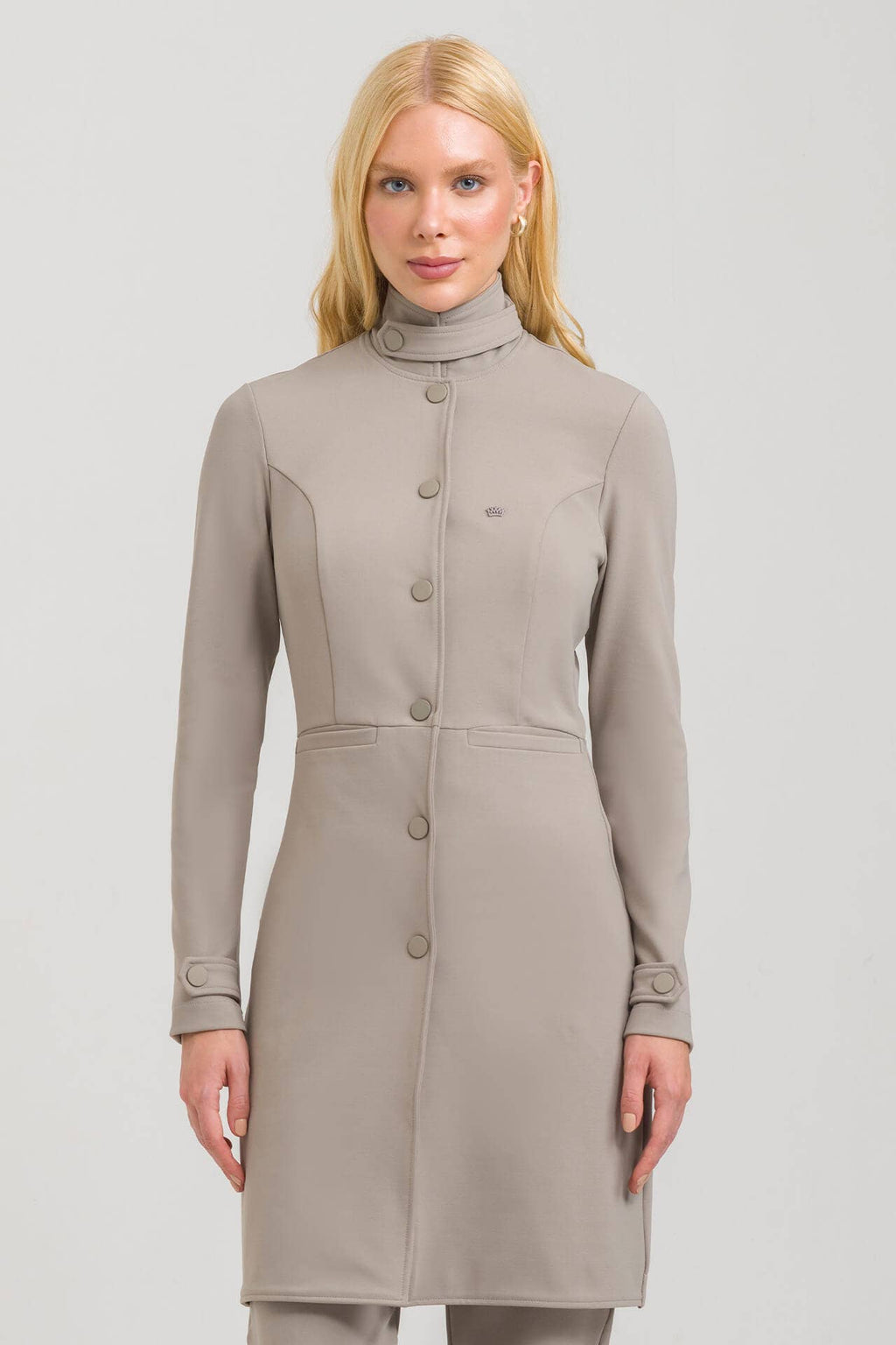 Jaleco Feminino Legacy - Fendi