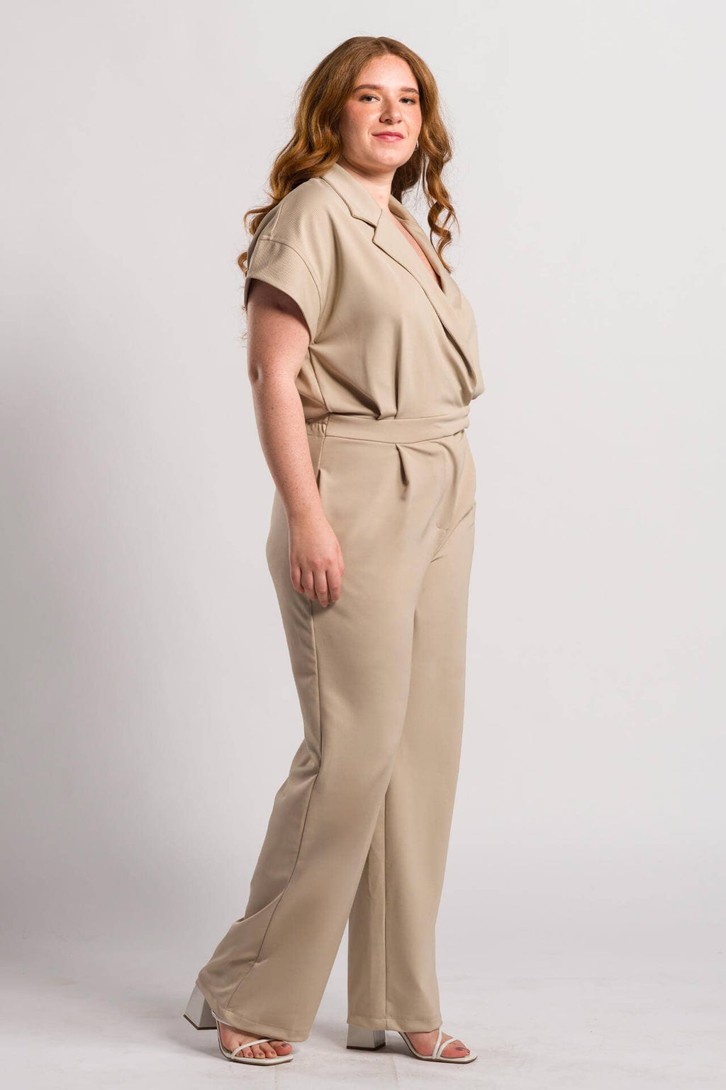 Macacão Feminino Trendy - Bege