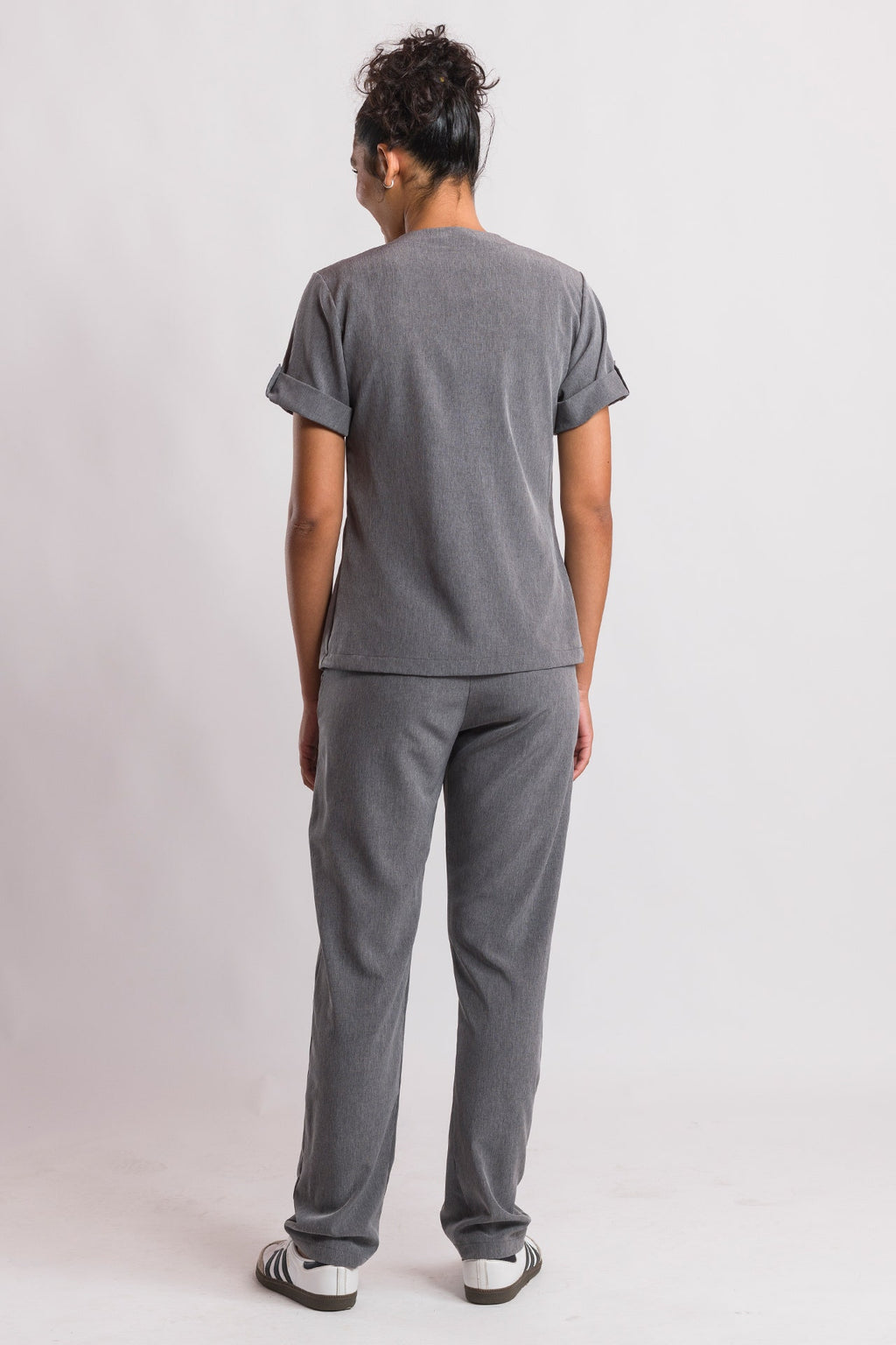 Scrub Feminino Easy - Cinza Chumbo