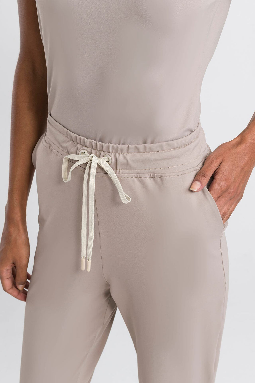 Scrub Feminino Active - Fendi