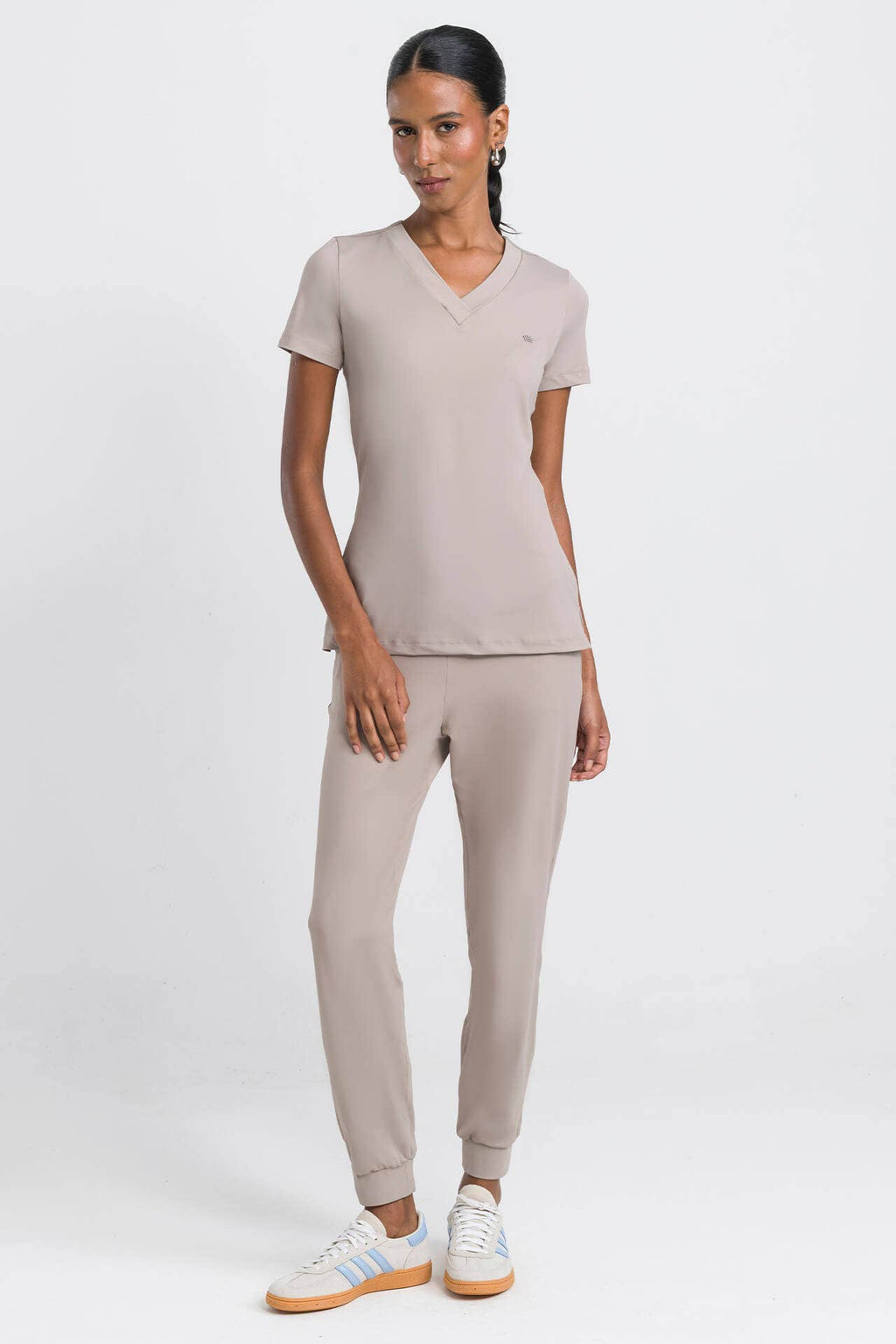 Scrub Feminino Active - Fendi