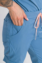Scrub Feminino Lab - Azul Polar