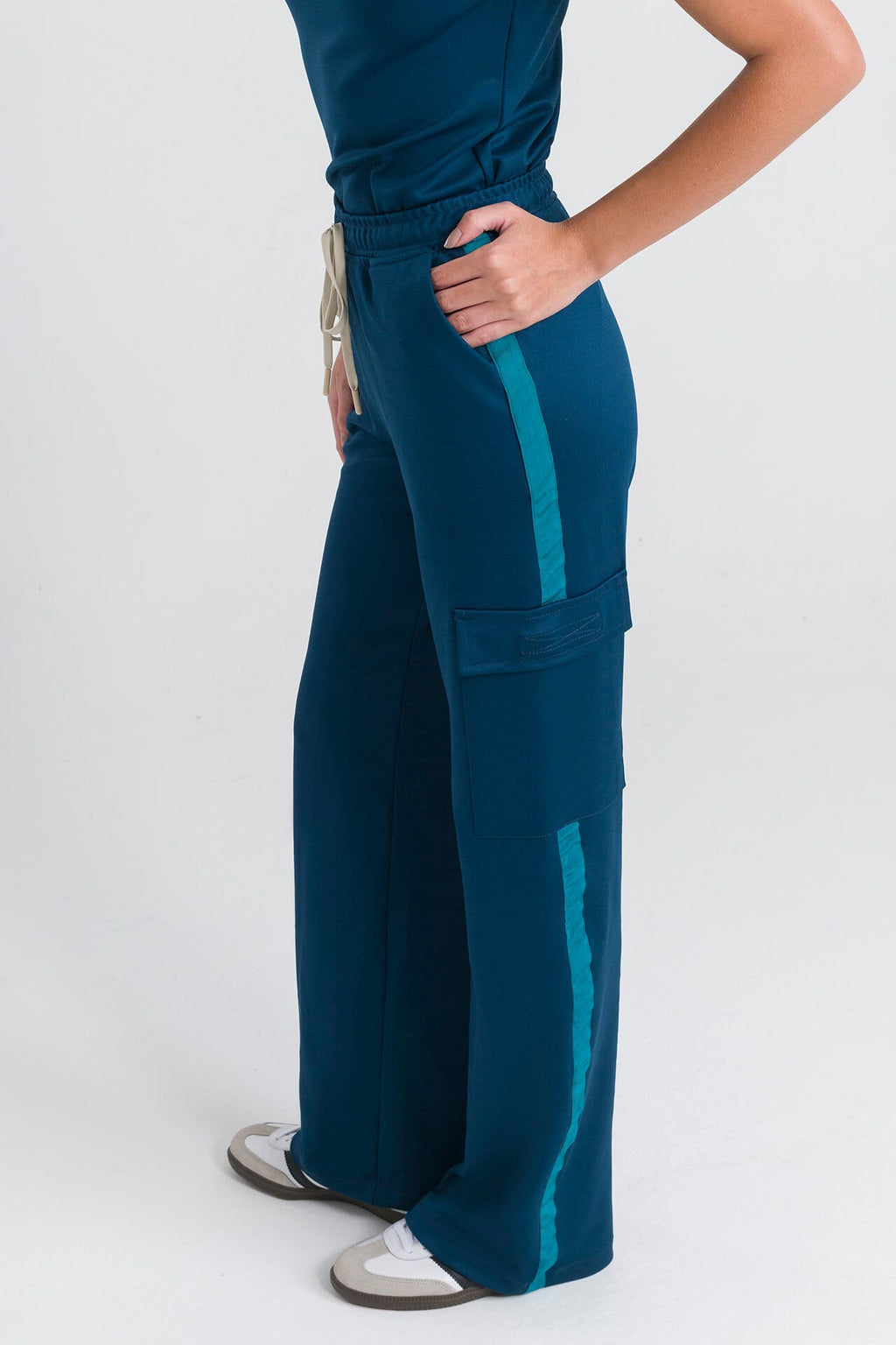 Scrub Feminino Sporty - Azul Marinho
